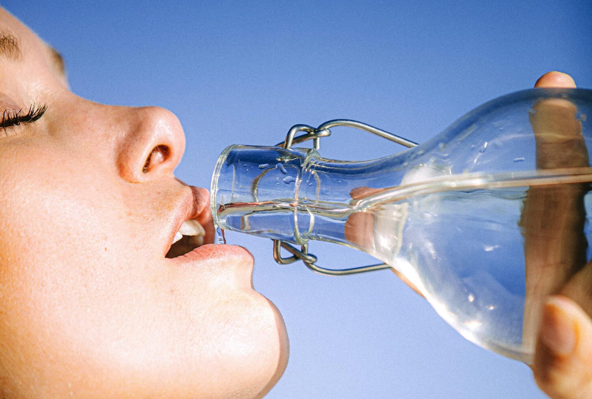 Ile kalorii ma woda?